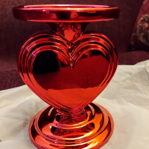 Bath & Body Works Accents Heart Shaped Single Wick Candle Holder By